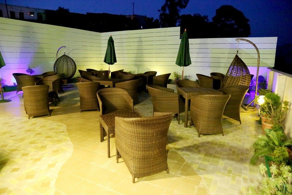 Lans Castle Hotel Lansdowne Ngoại thất bức ảnh